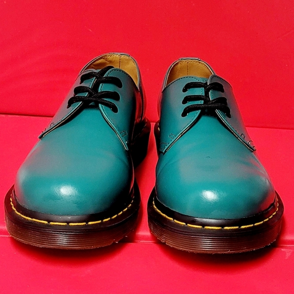 Dr. Martens 31009 Teal Smooth Leather Oxfords size Women's 8 / Men's 7 - Picture 3 of 10